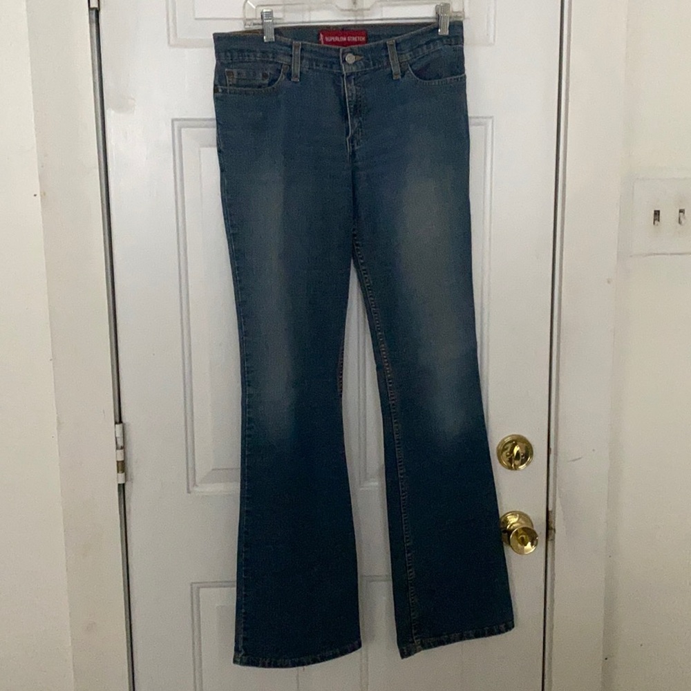 Levi’s 518 Super low stretch